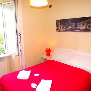 Kamer met een Queen Size Bed